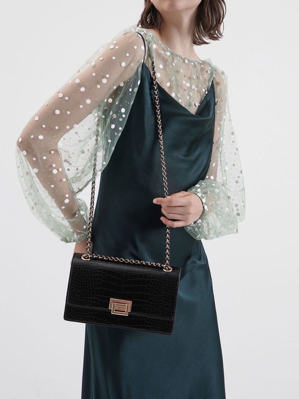 Chain Strap Shoulder Bag