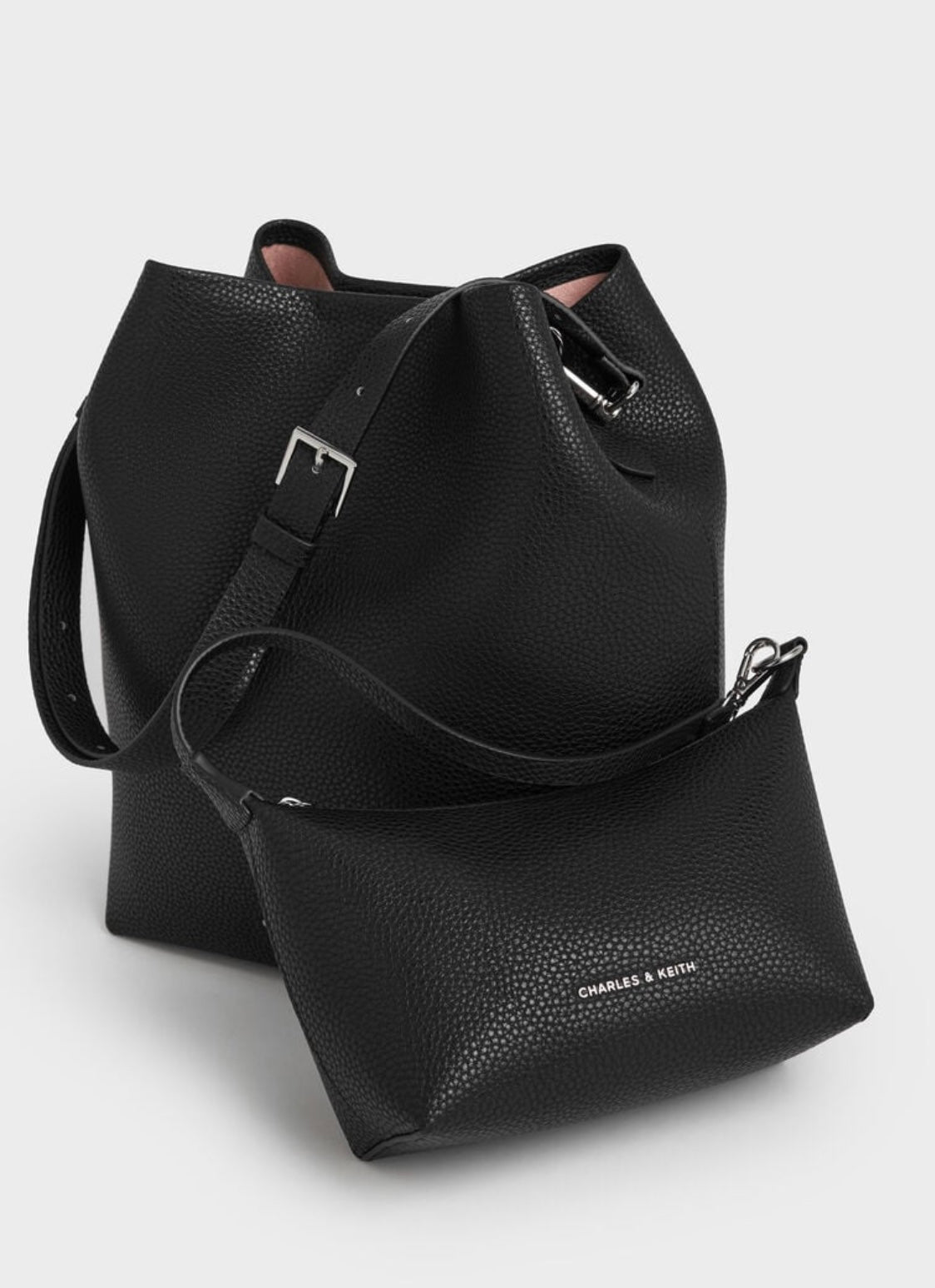 Beryl Bucket Bag