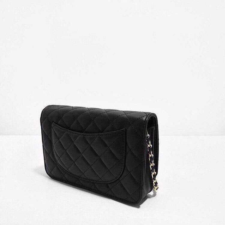 Quilted Flip-Lock Clutch