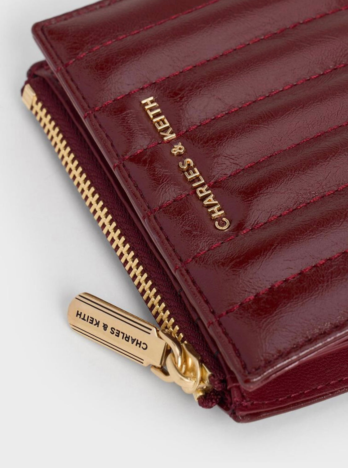 Donna Crinkle-Effect Panelled Top-Zip Wallet