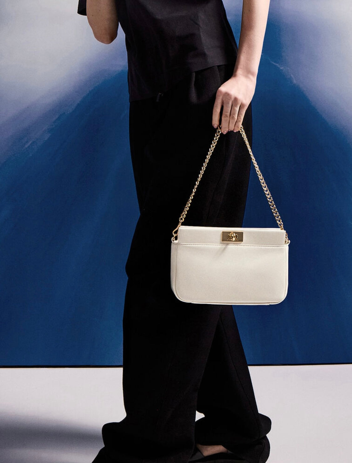 Lennie Chain-Handle Shoulder Bag