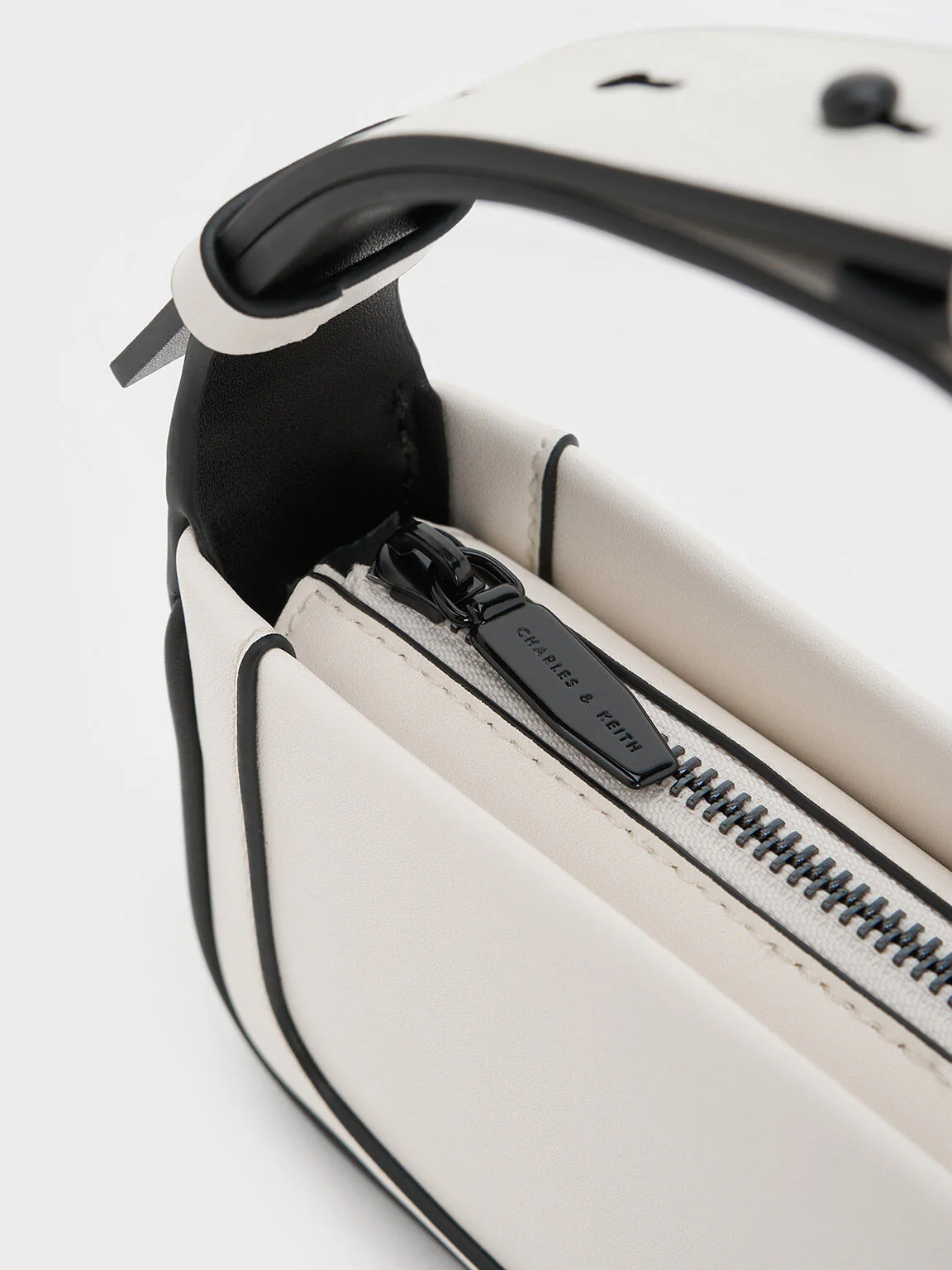Daylla Shoulder Bag