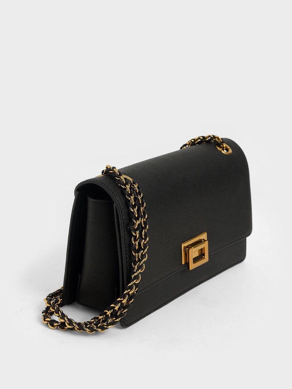 Chain Strap Shoulder Bag