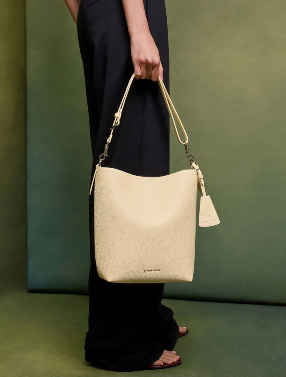 Beryl Bucket Bag