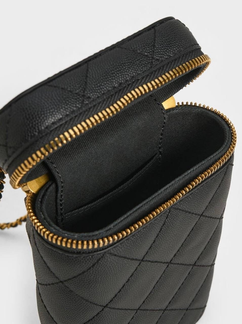 Mini Apfra Quilted Elongated Bag