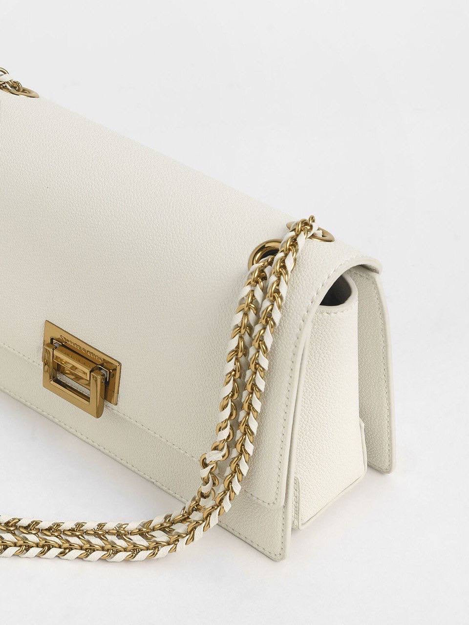 Chain Strap Shoulder Bag