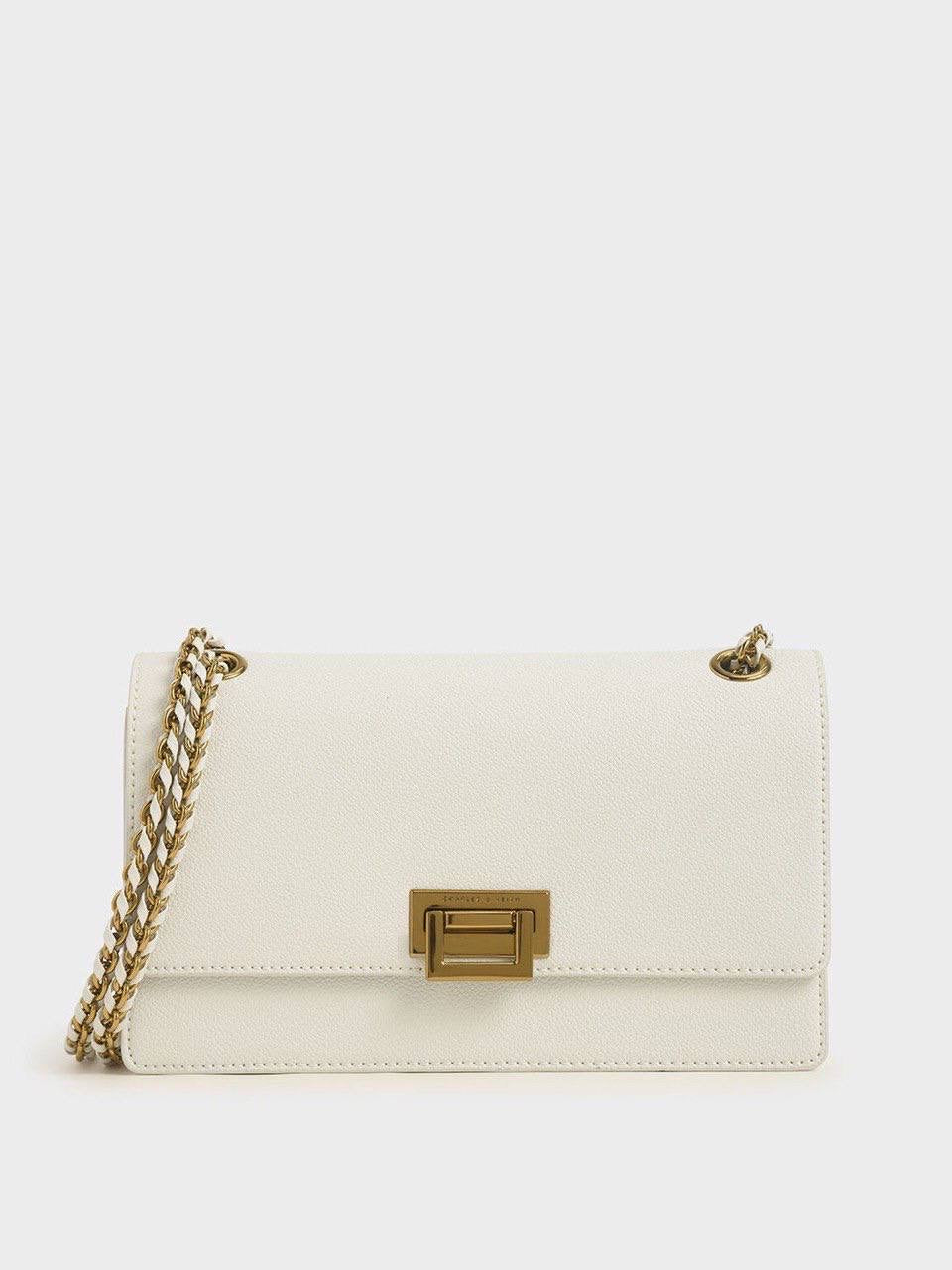Chain Strap Shoulder Bag