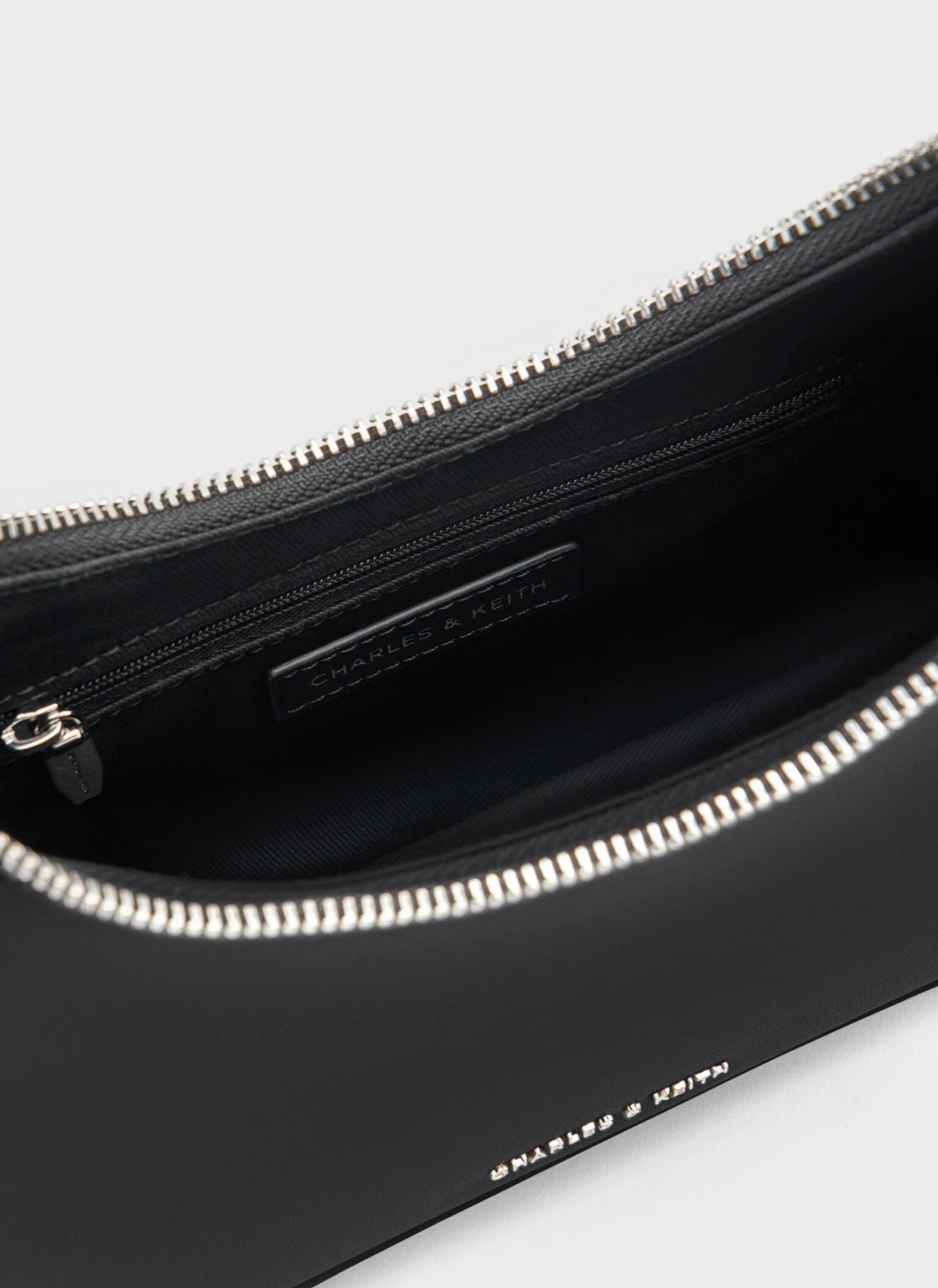 Lane Chain-Link Shoulder Bag